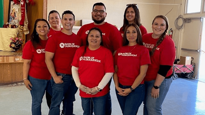 Bank of Albuquerque group of volunteers