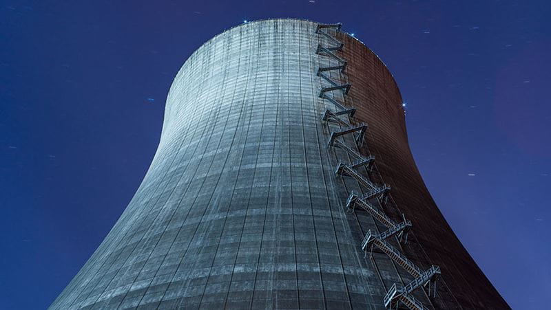 El apoyo a más plantas de energía nuclear y torres de enfriamiento en los Estados Unidos está creciendo.